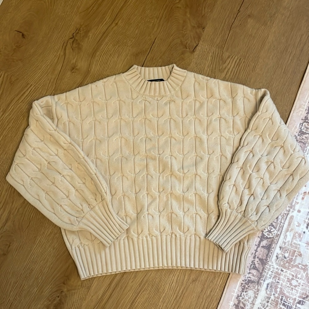 Cropped sweater